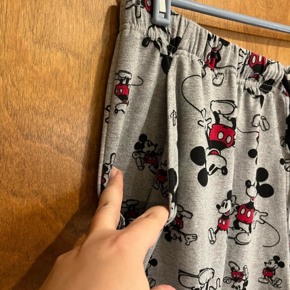 DISNEY Mickey Mouse character soft gray adult pajama set - Picture 8 of 10